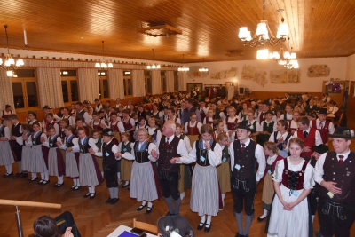 Bis zum „Ball der Tracht“ bleibt der Tanzboden leer