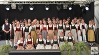 Trachtenjugend präsentierte sich auf dem Gäubodenfest